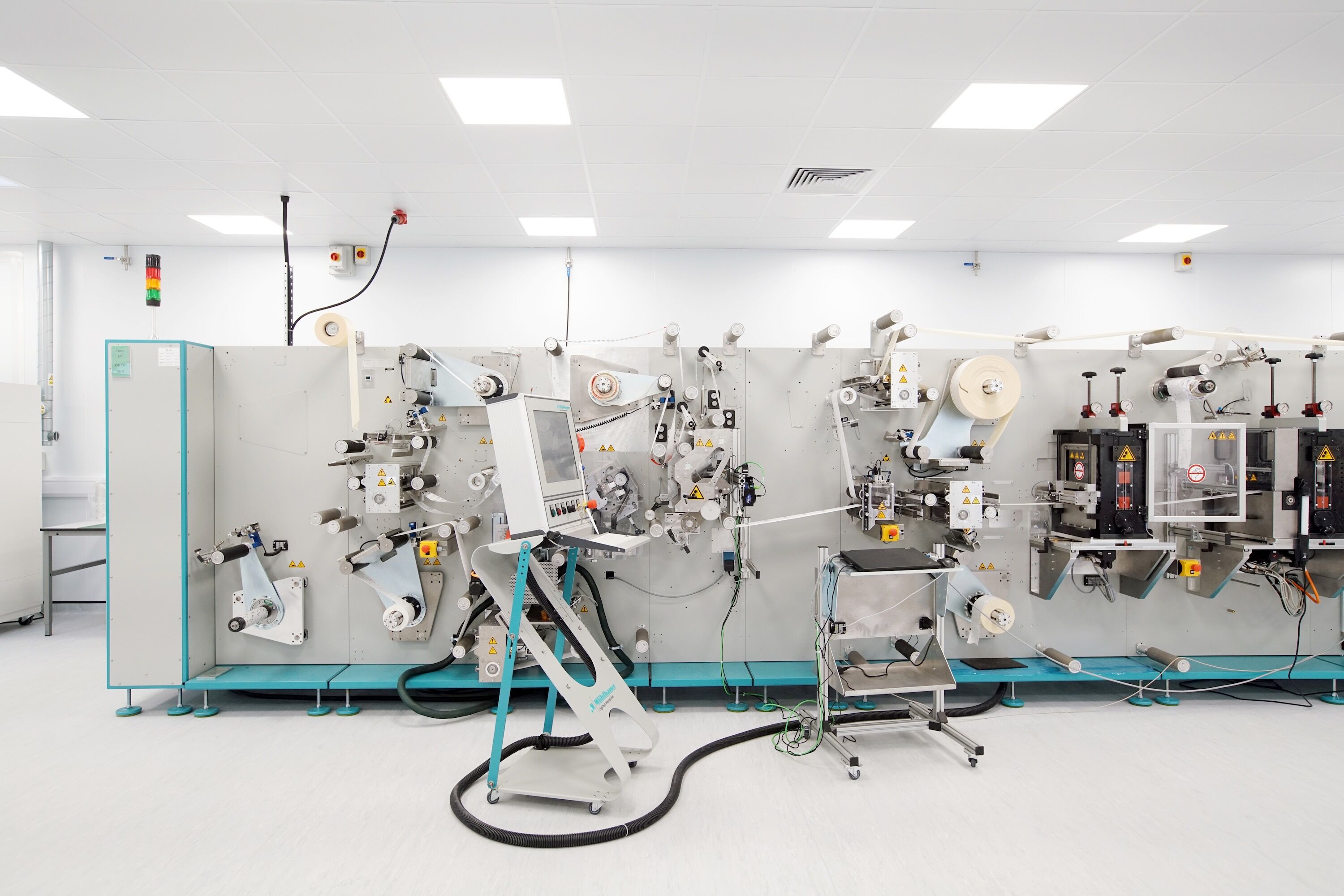 Digital manufacturing equipment 